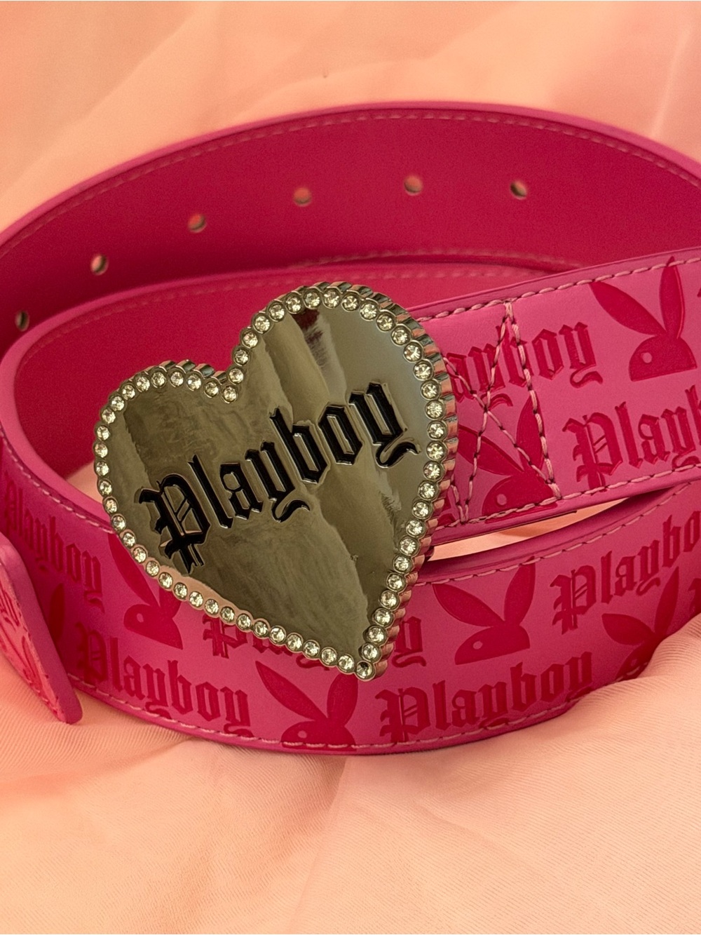 PLAYBOY Rhinestone Chrome Heart Bling Buckle & Hot Pink Logo Belt